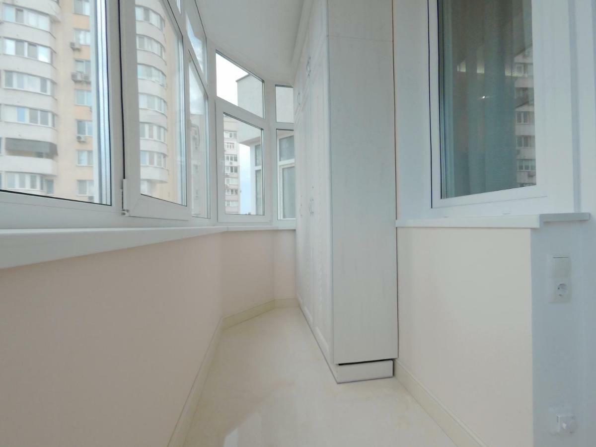 Сказочно Волшебная Квартира Соломенском Районе Добробут Kiew Exterior foto